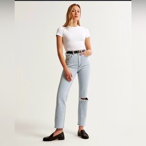 Abercrombie & Fitch Ultra High Rise Ankle Straight‎ Jean 32/14
